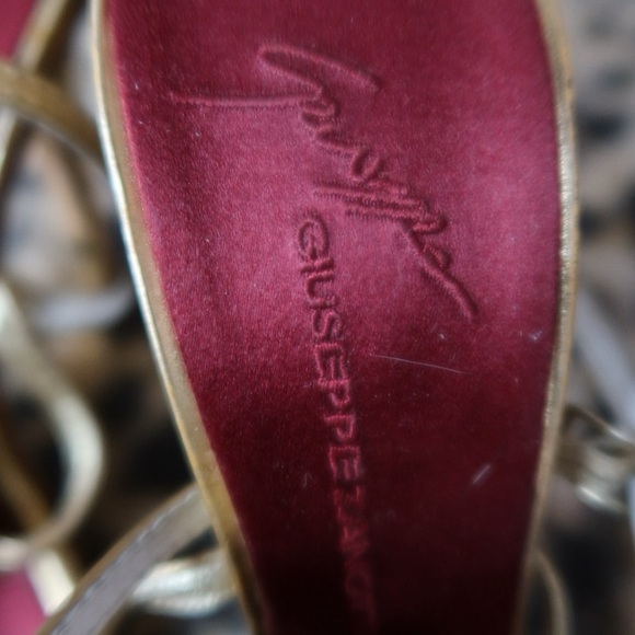 Giuseppe Zanotti Gold Crocodile Sandals - Picture 4 of 4